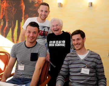 Besuch im Altenheim Besuch im Altenheim